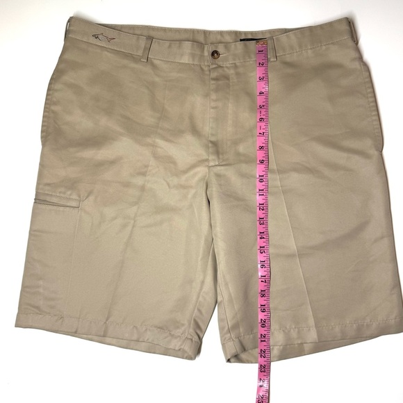Greg Norman Men's Flat Front khaki Shorts Size- 40 - Picture 3 of 8